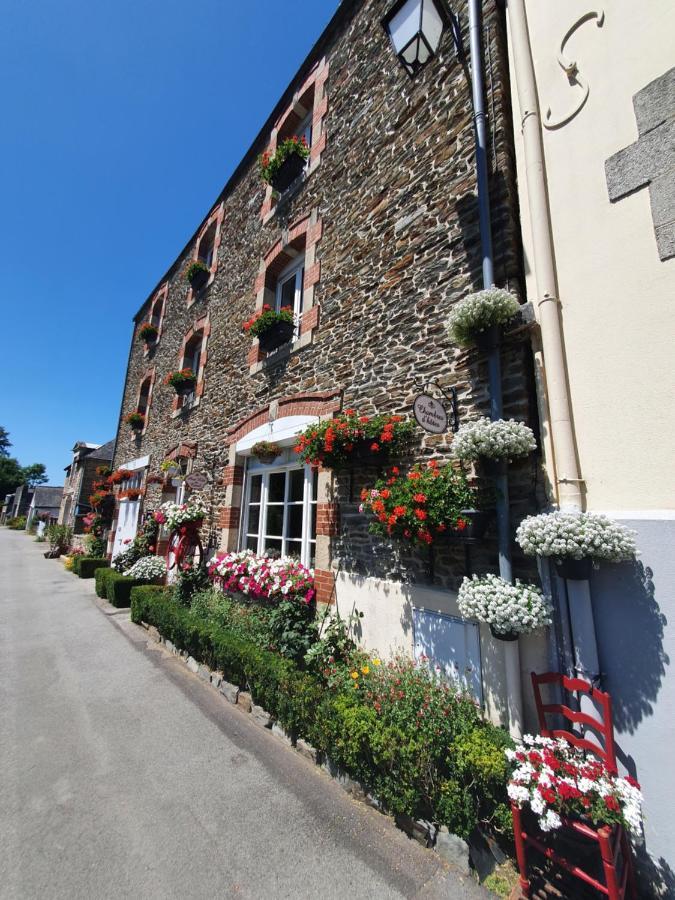 Aux Lits Du Canal Josselin Luaran gambar